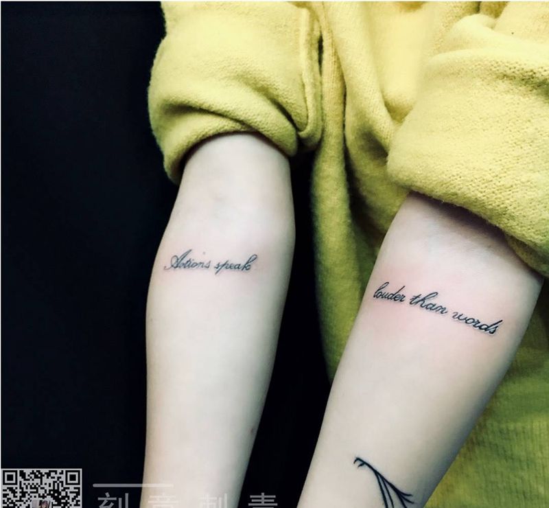 小字母纹身图片