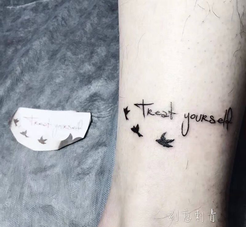 小清新纹身图片_成品腿部清新字符纹身图案