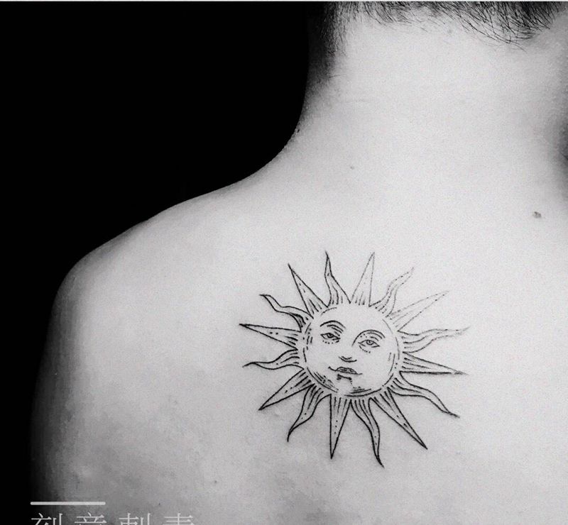 太阳纹身图片