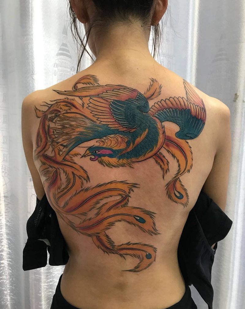后背彩凤纹身图片