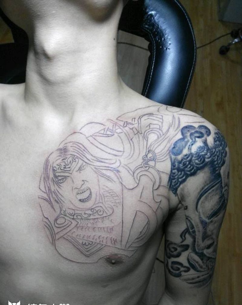 接半甲纹身图片