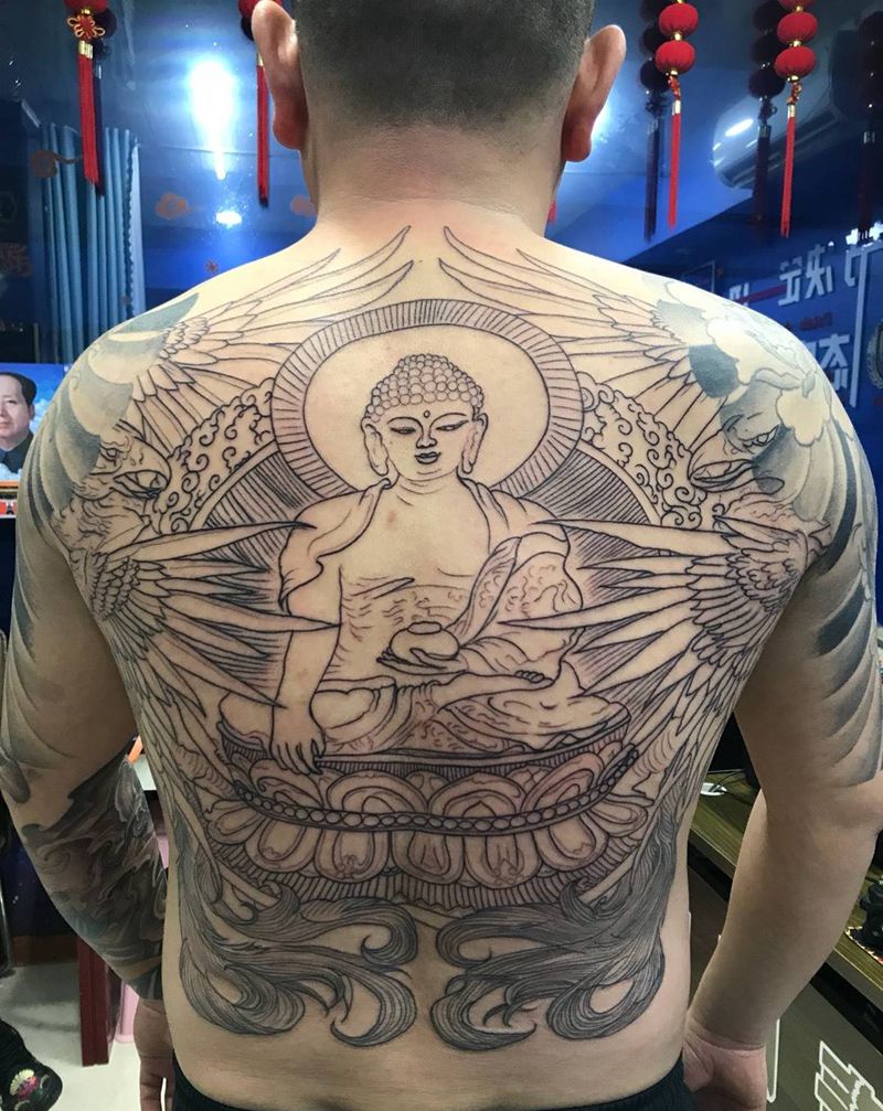 满背双凤护佛纹身图片