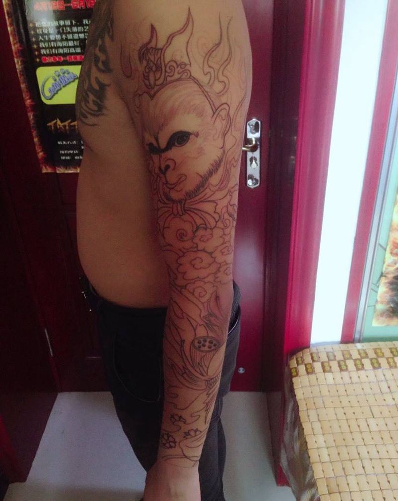 花臂悟空纹身图片_手臂肖像人物纹身图案