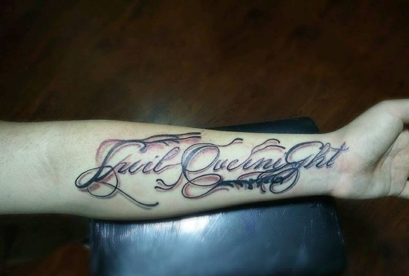 花式英文遮盖纹身图片