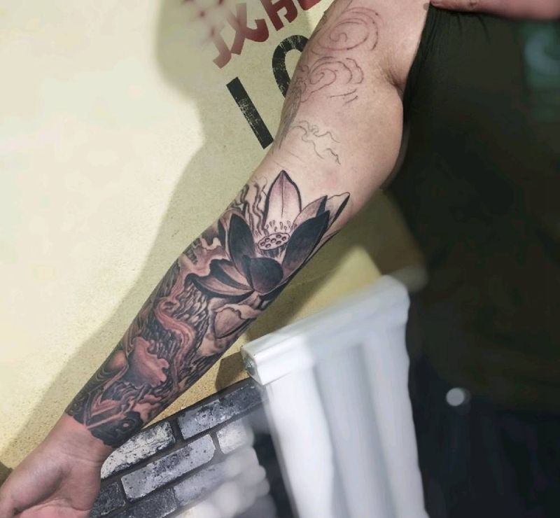 花臂待续未完成纹身图片_新传统纹身图案