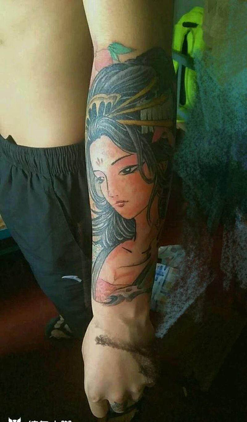 小臂艺姬纹身图片