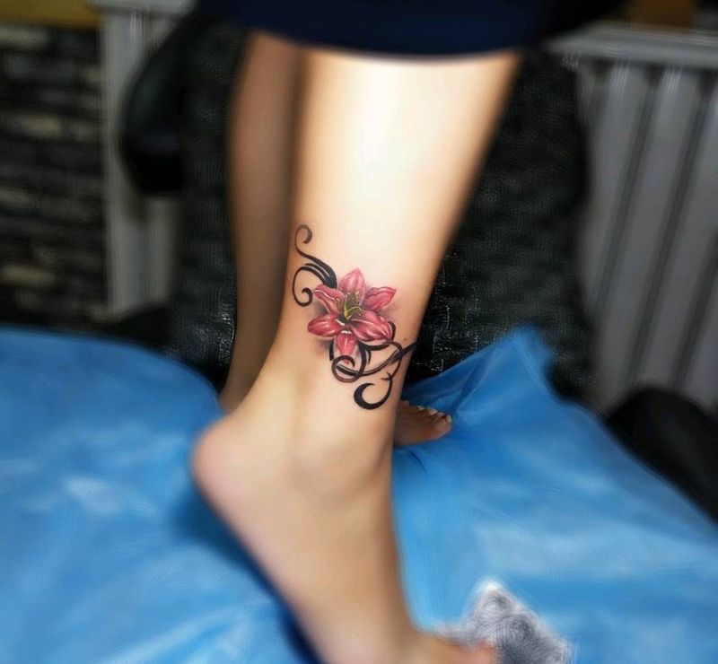 百合花纹身图片