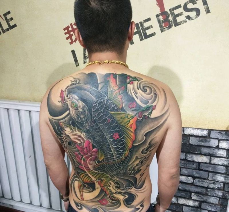 遮盖完成后纹身图片_背部纹身图案