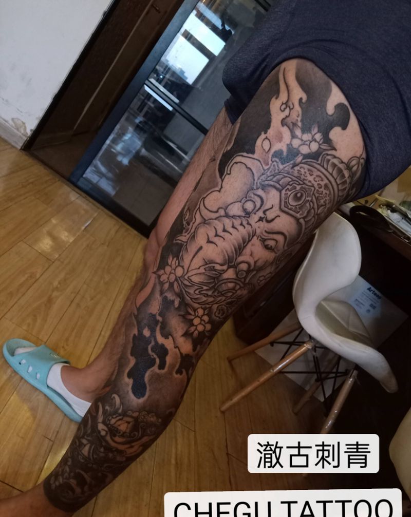 象神纹身图片_腿部新传统纹身图案