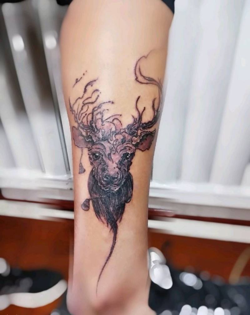 鹿鹿纹身图片_腿部清新动物成品纹身图案