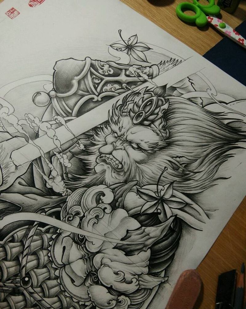 借鉴网图做的满背手稿纹身图片