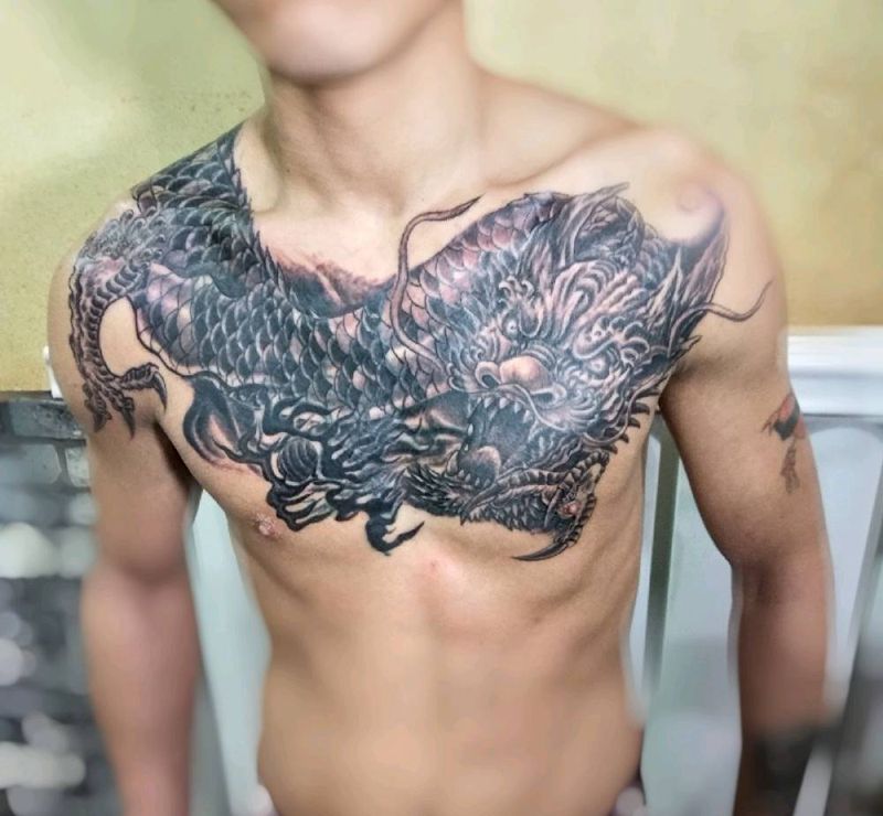 神龙纹身图片_胸部背部纹身图案