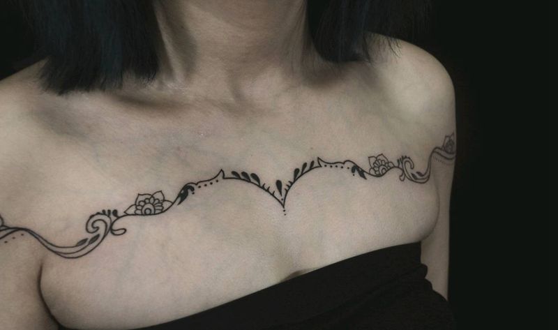 藤蔓纹身图片_胸部图腾纹身图案