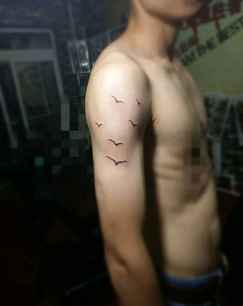 大雁南飞纹身图片