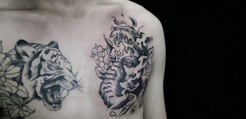 象神纹身图片_胸部新传统水墨纹身图案