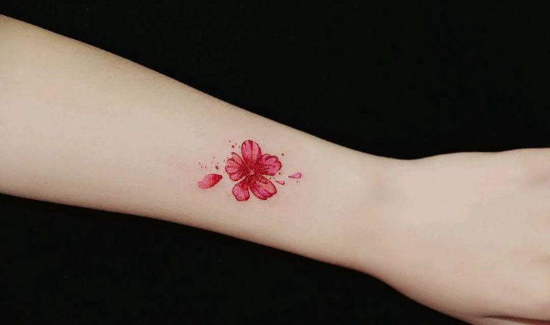 【落英缤纷】纹身图片_手臂水墨水彩纹身图案