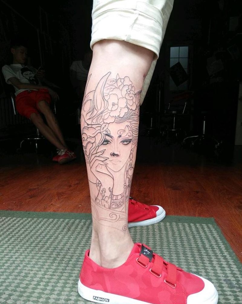 小腿艺姬纹身图片