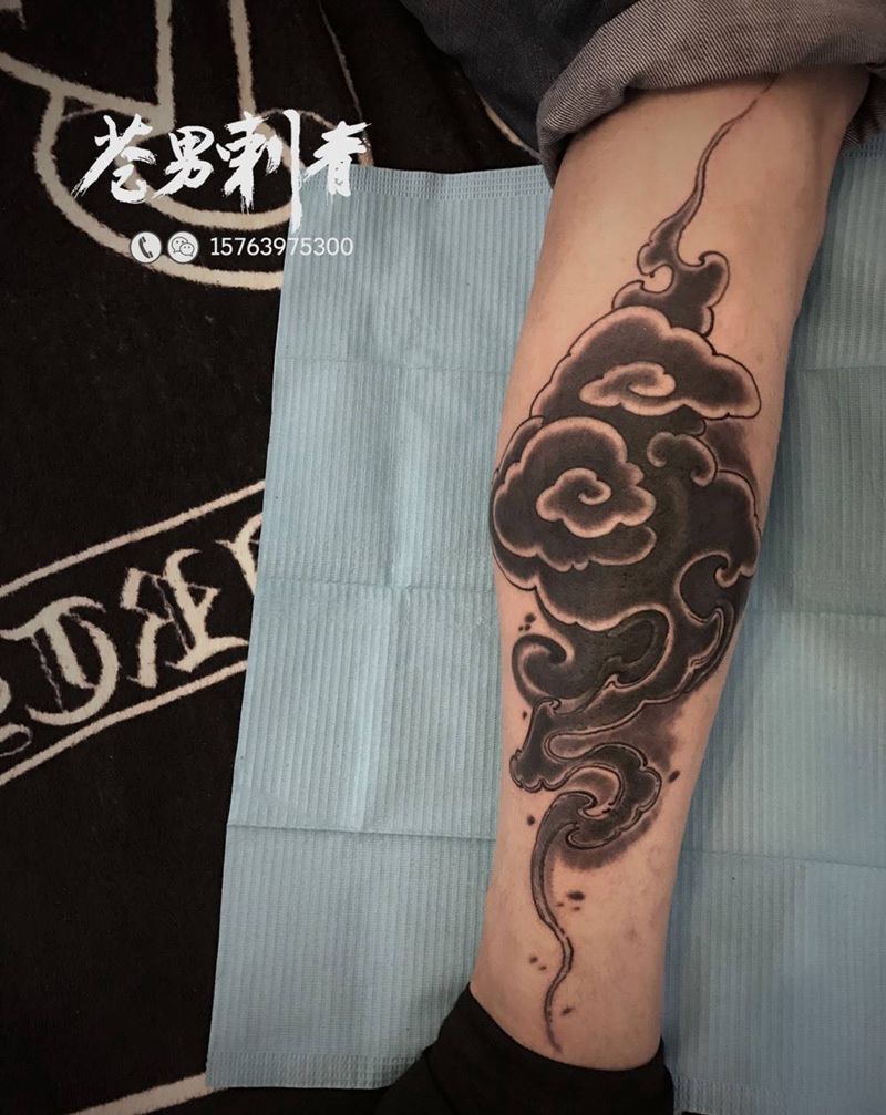 遮盖纹身图片_成品腿部传统纹身图案