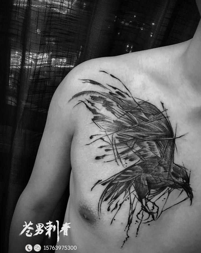 抽象图案纹身图片_成品胸部几何纹身图案