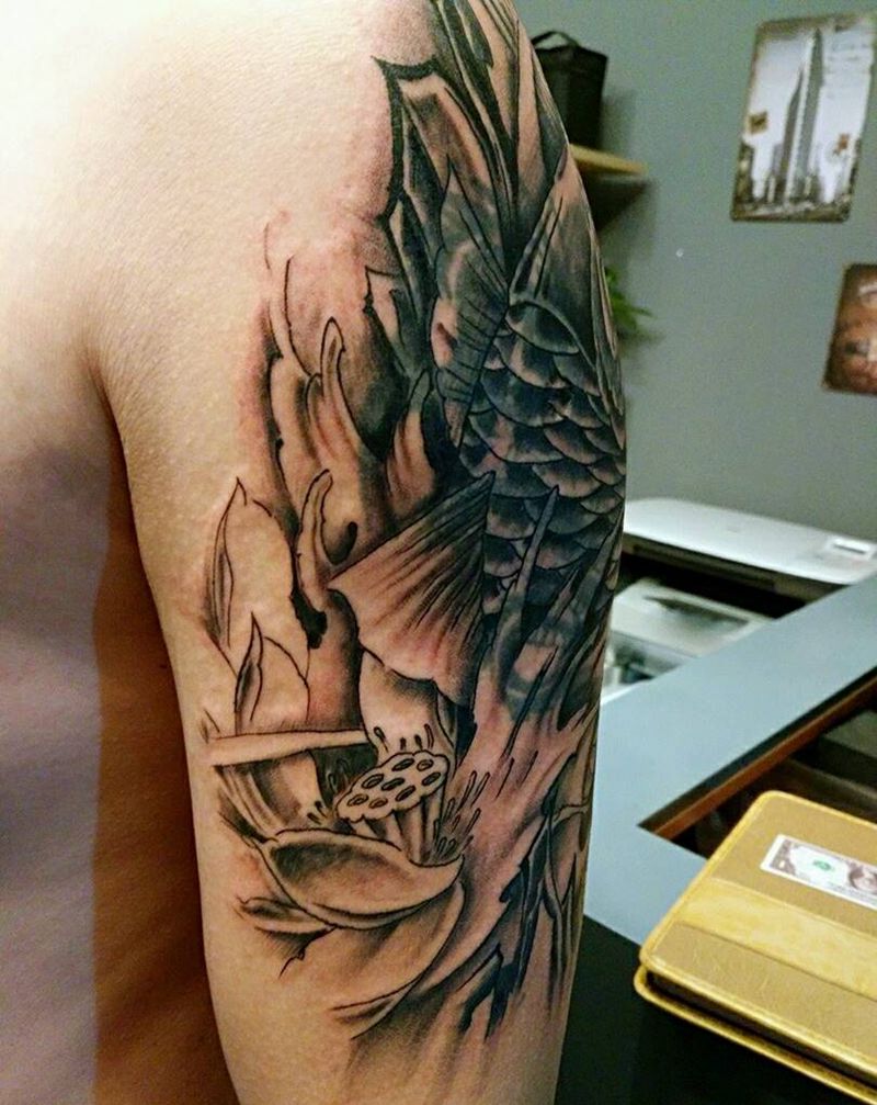 鲤鱼遮盖无敌龙纹身图片