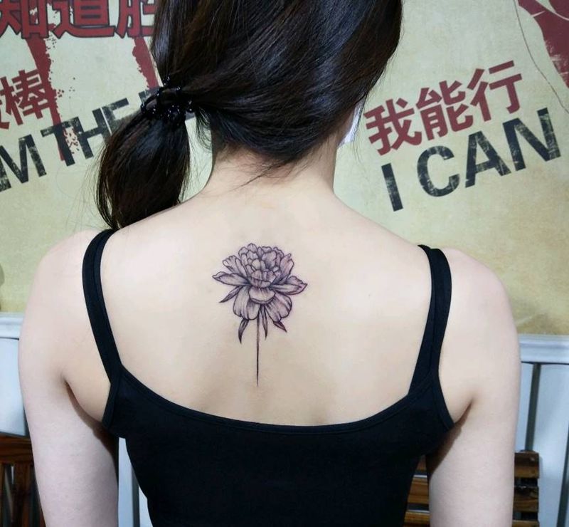 芍药花纹身图片_背部纹身图案