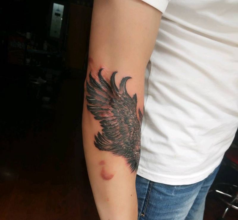 遮盖后雄鹰纹身图片_手臂纹身图案