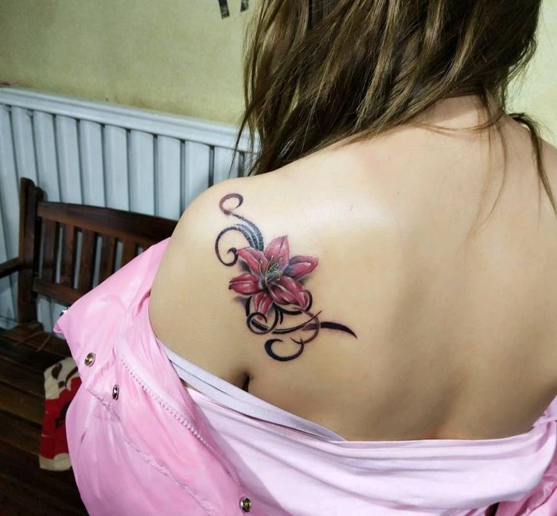 疤痕遮盖纹身图片_肩部纹身图案