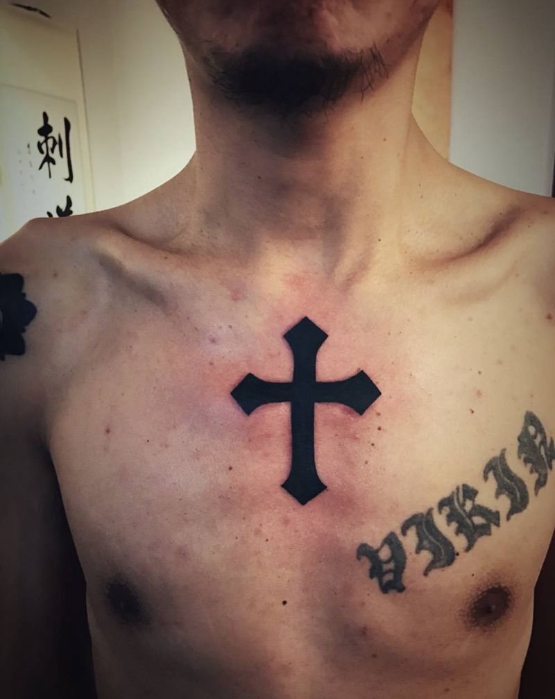 十字架纹身图片_成品胸部清新纹身图案