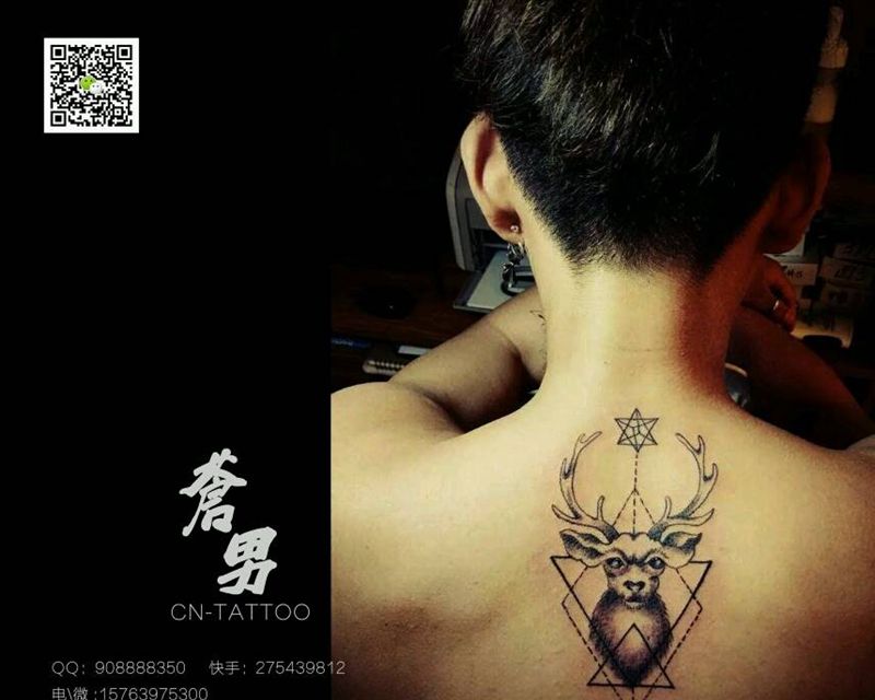 鹿头纹身图片_颈部欧美清新几何动物成品纹身图案