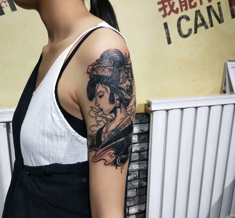 艺妓遮盖后纹身图片_手臂纹身图案