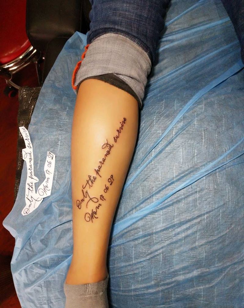 小腿英文纹身图片_腿部字符成品纹身图案