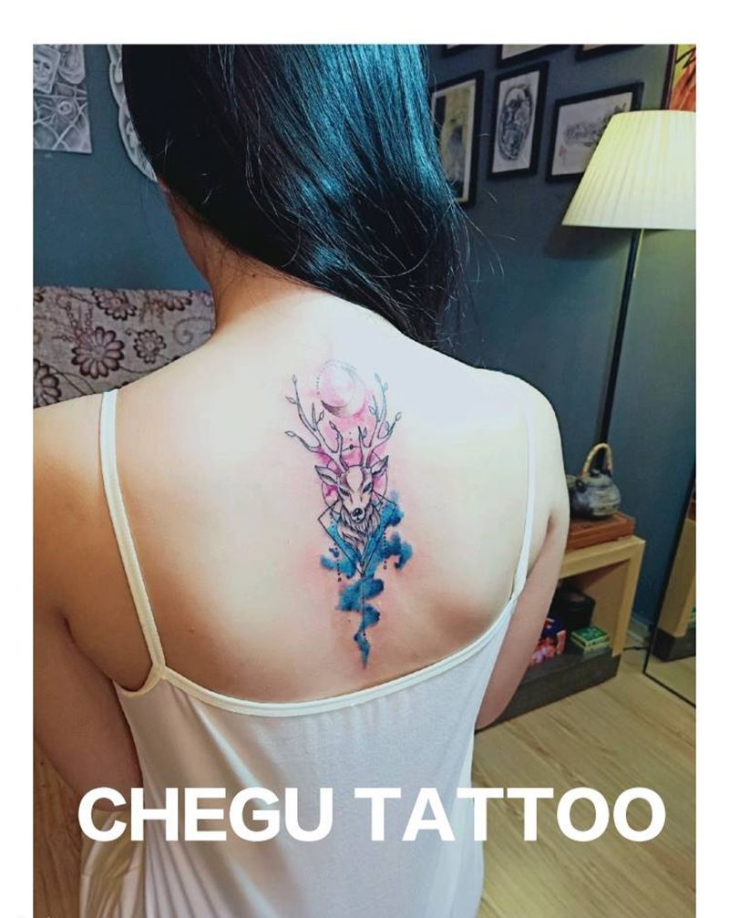 水彩鹿纹身图片