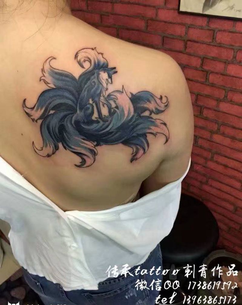九尾狐纹身图片