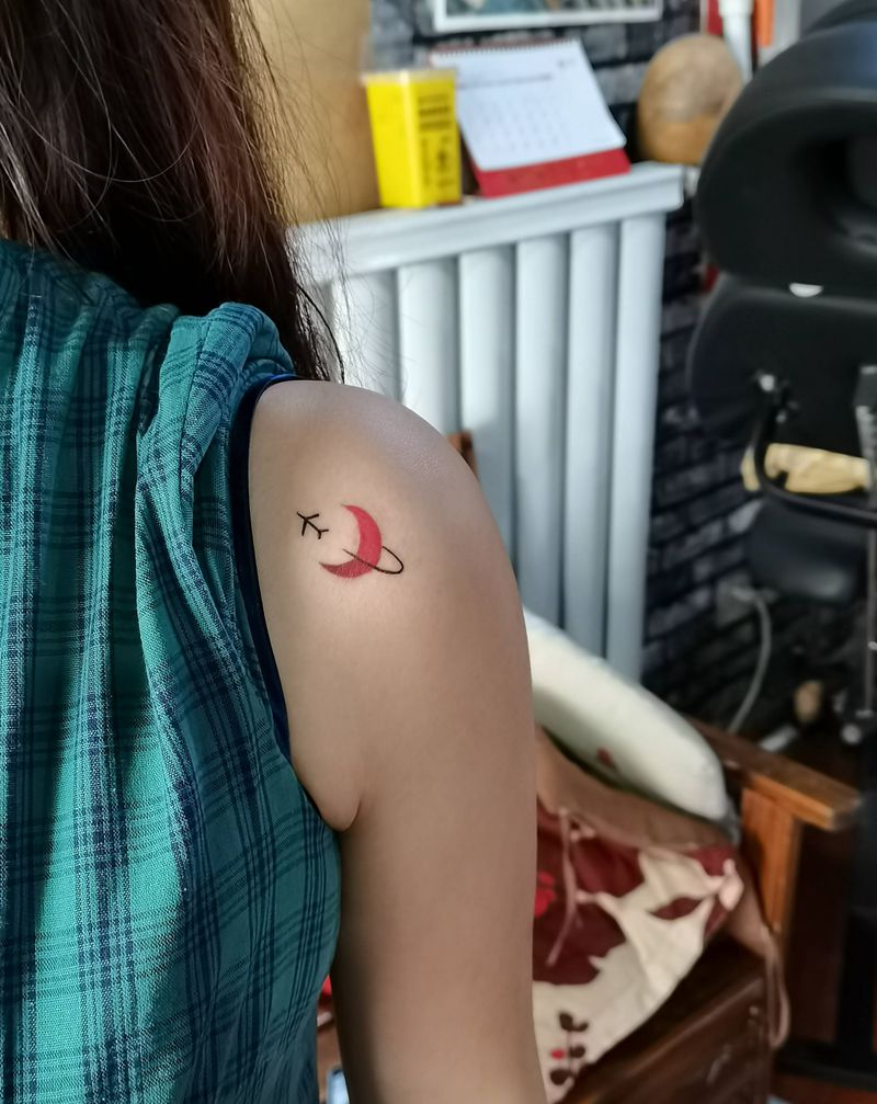 清新素材纹身图片_肩部纹身图案