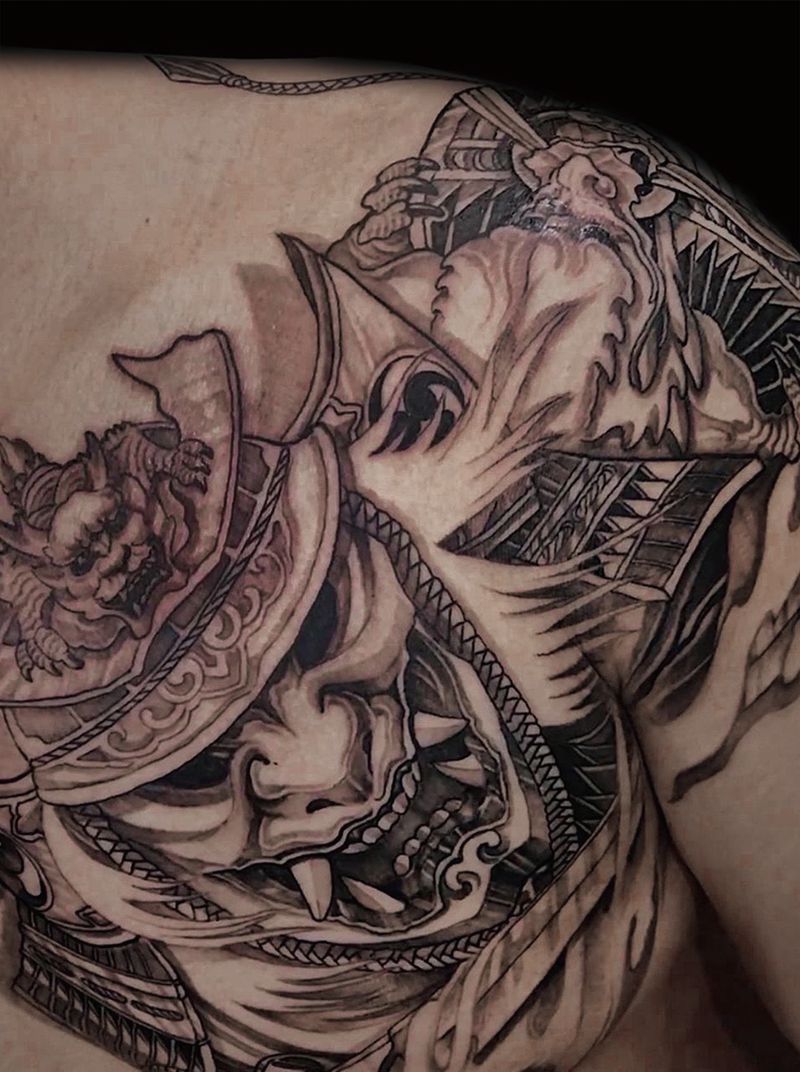 鬼武士纹身图片_胸部新传统纹身图案