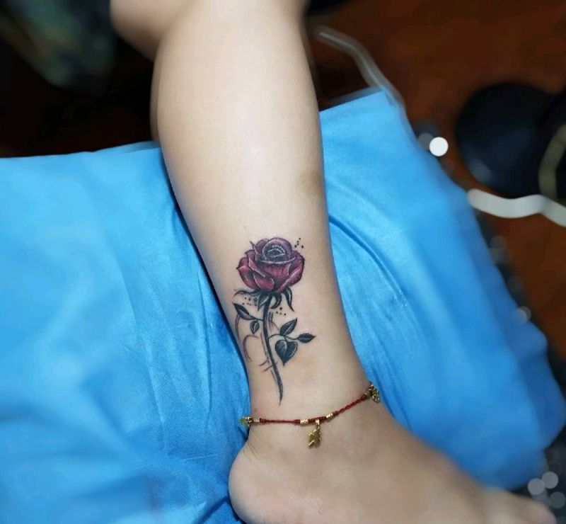 遮盖后玫瑰花纹身图片_腿部纹身图案