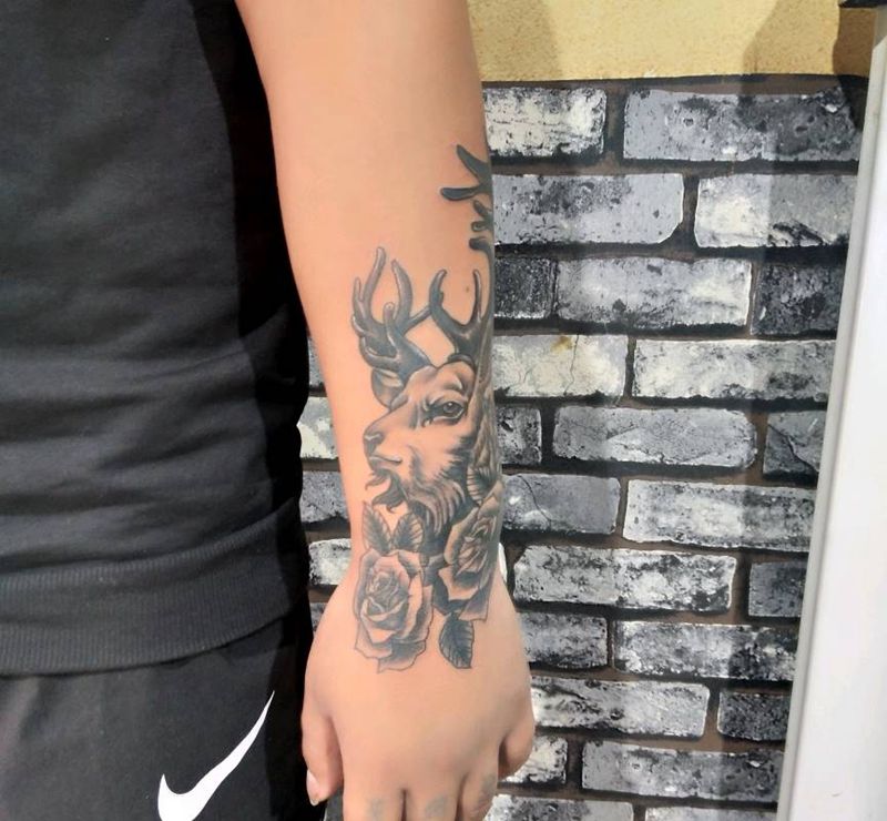 鹿神纹身图片_手臂纹身图案