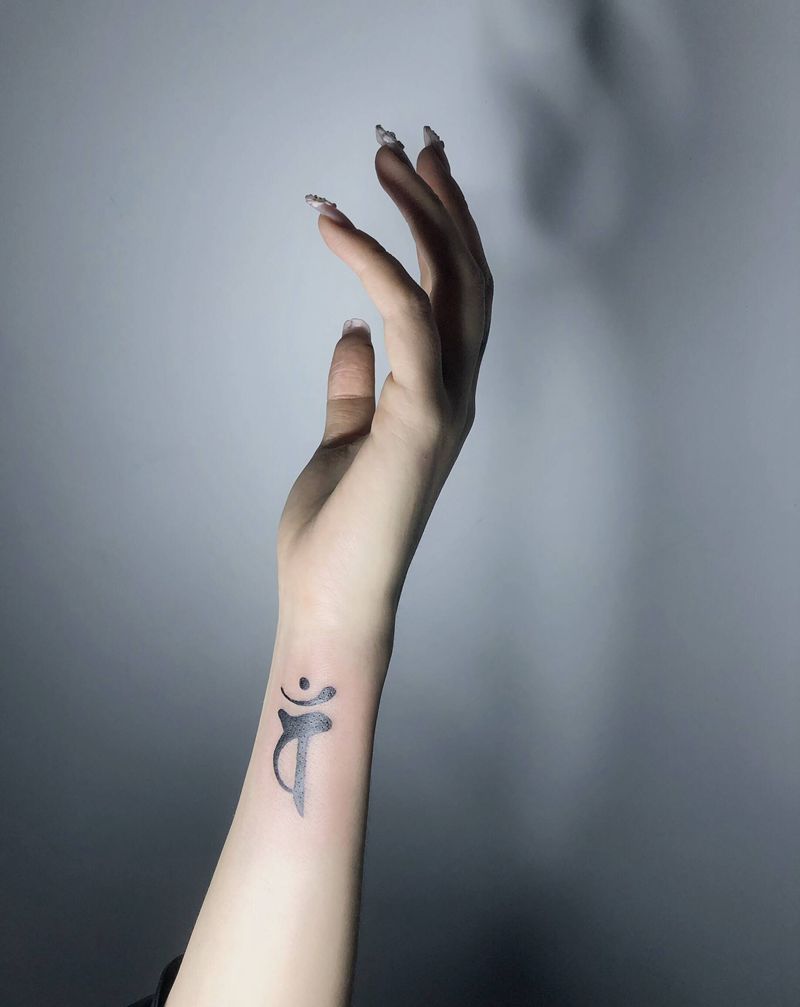 守护神纹身图片_手臂图腾纹身图案