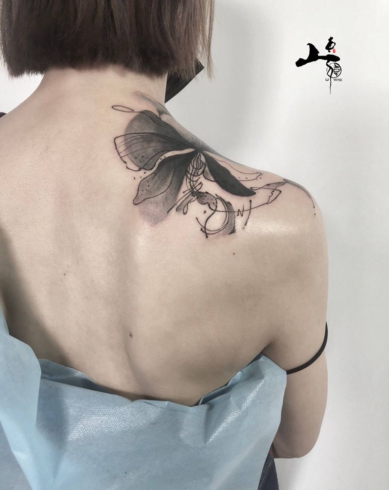 …纹身图片_肩部水墨纹身图案