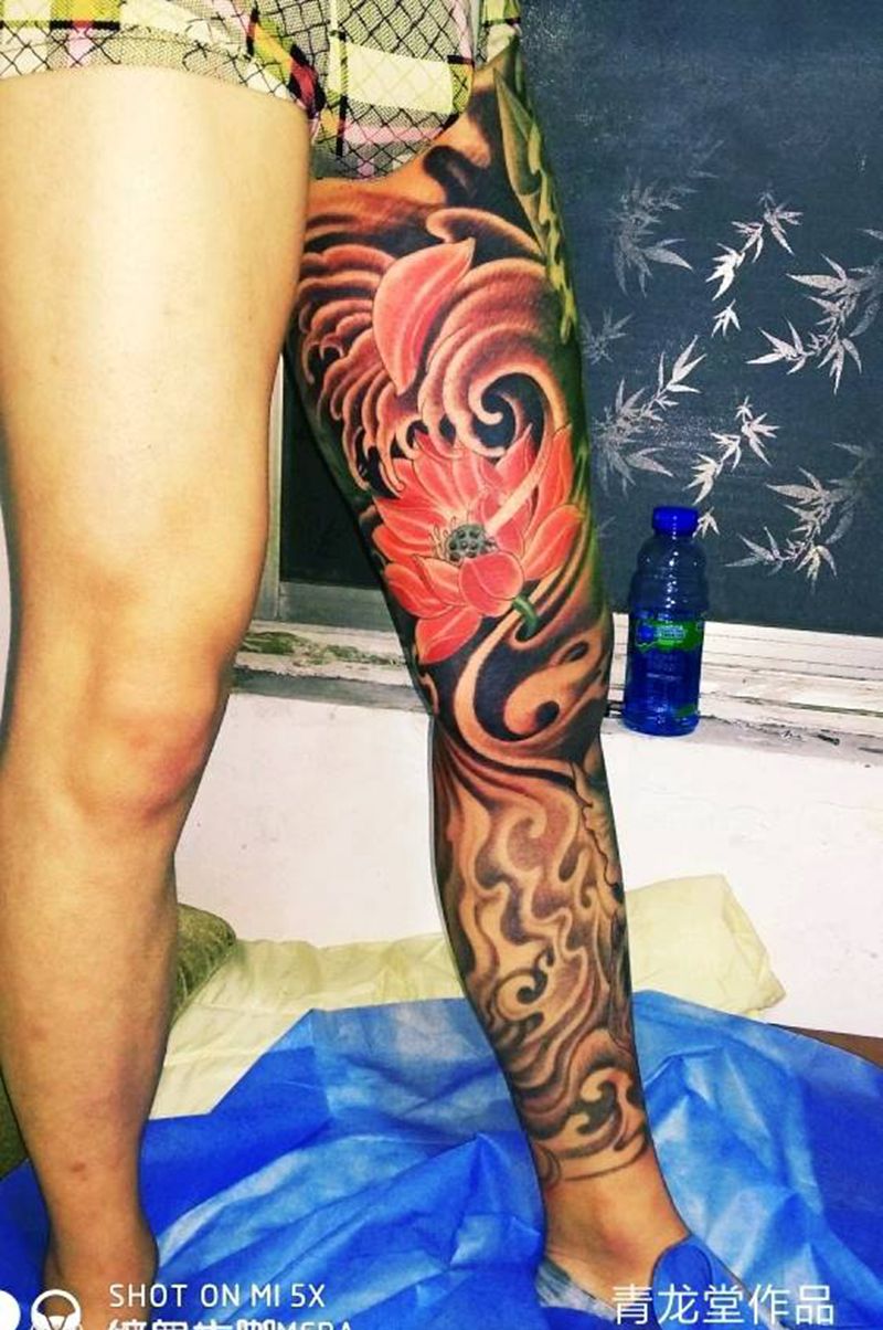接花腿纹身图片