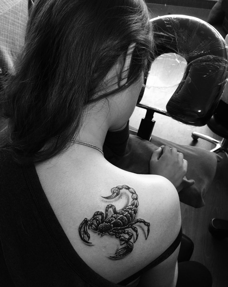 蝎子一只纹身图片