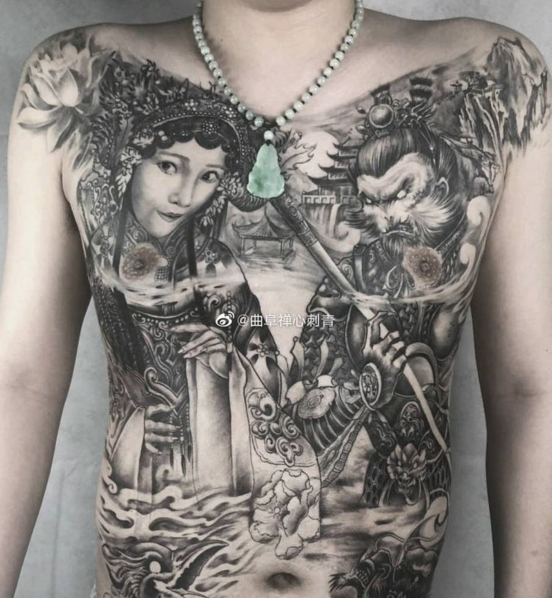 通体之路纹身图片_胸部腹部新传统大圣花旦烈火风纹身图案