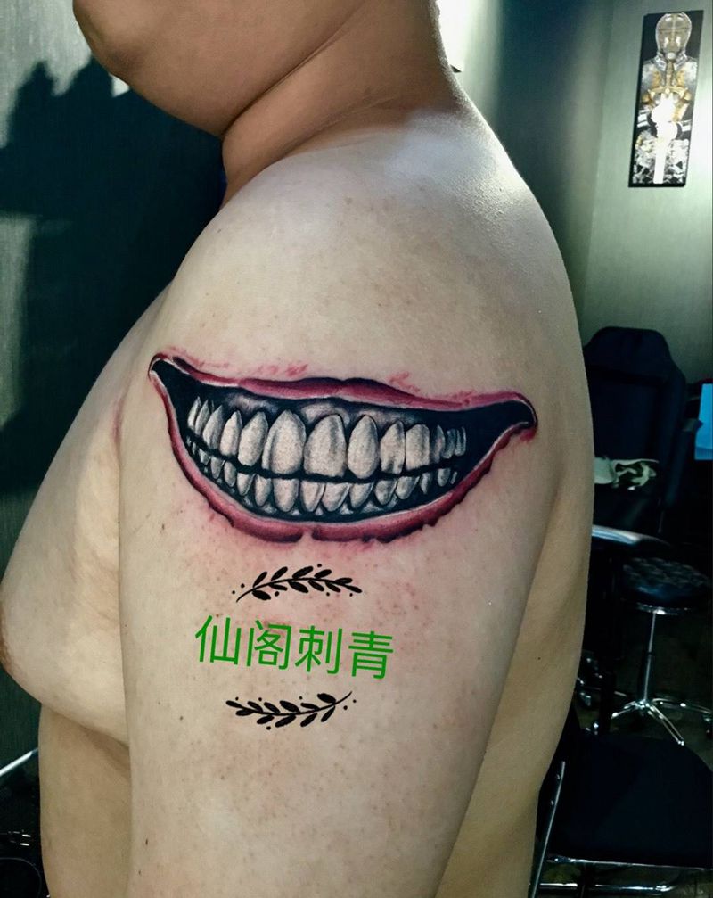 小丑的嘴纹身图片