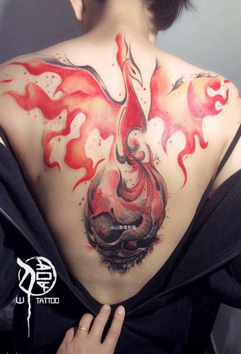 【凤凰涅槃-浴火重生】纹身图片_背部成品纹身图案