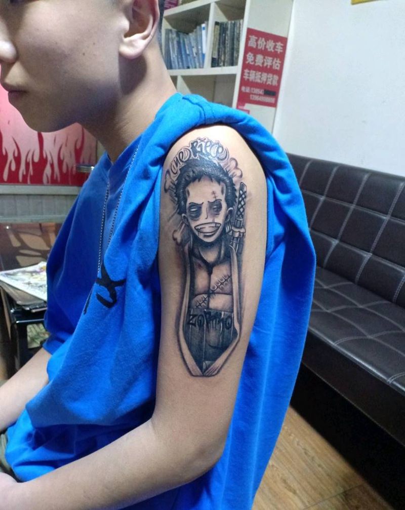 龙纹身图片_肩部欧美写实纹身图案