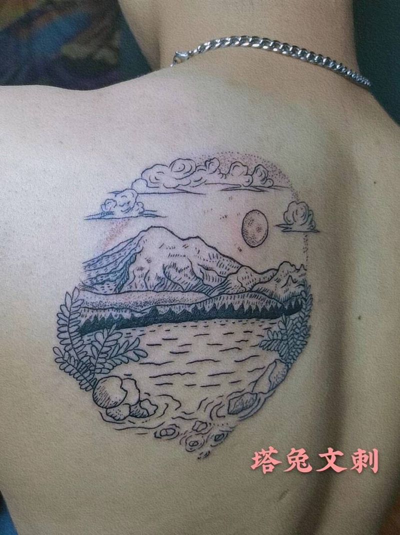 风景纹身图片_肩部背部简笔画纹身图案