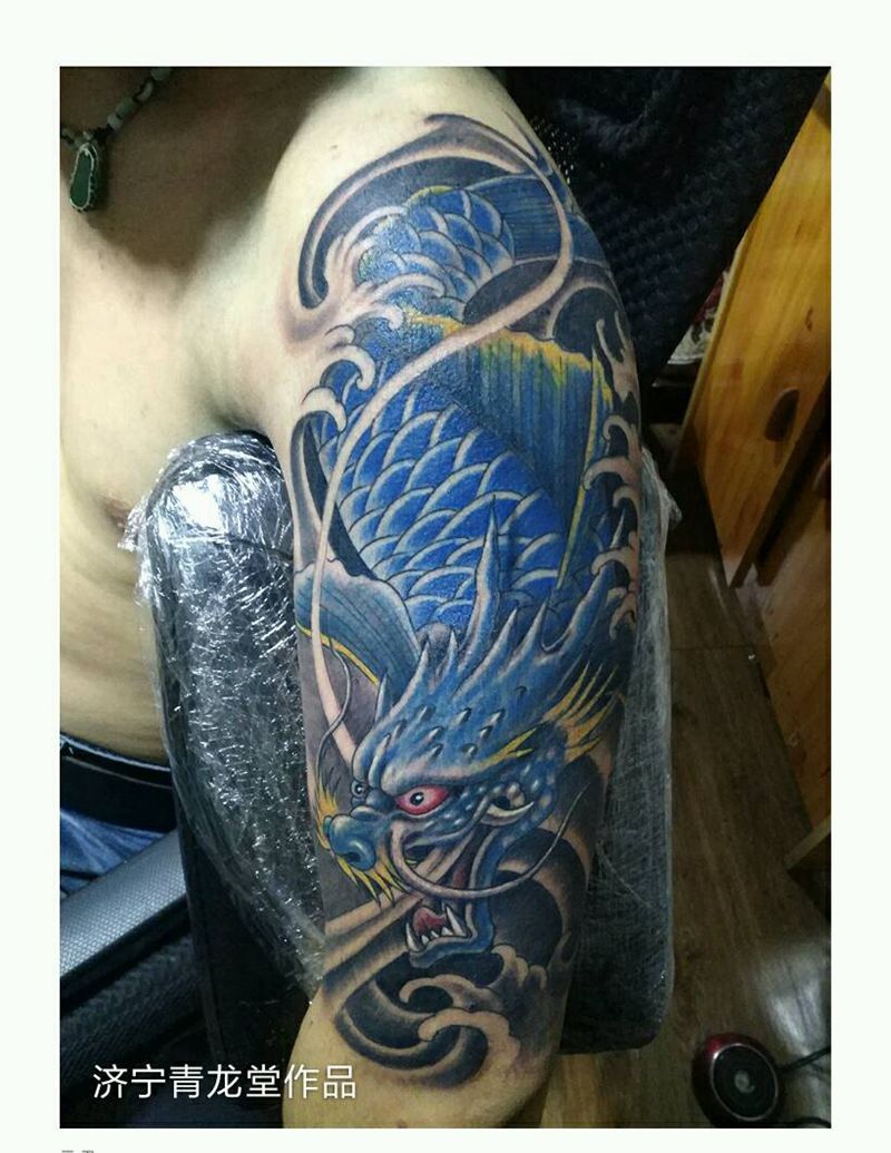 龙头鱼纹身图片