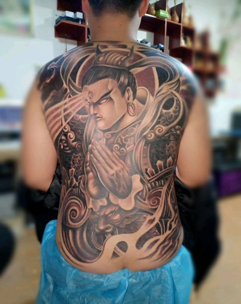 二郎神纹身图片_背部臀部老传统新传统纹身图案