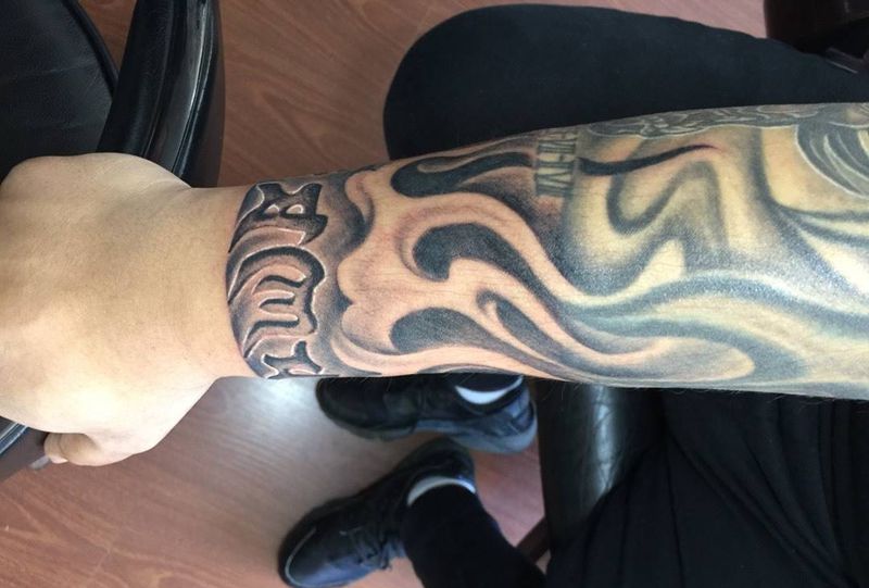 六字真言纹身图片