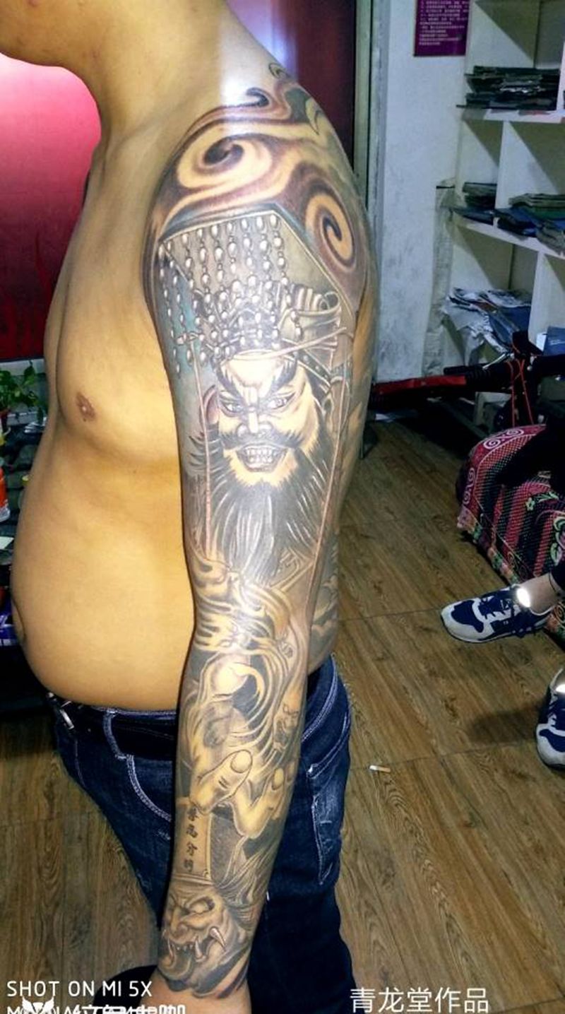 阎王花臂纹身图片